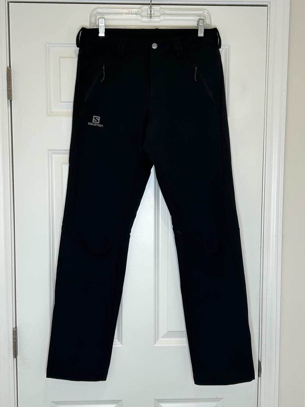 Salomon Men's Black Cargo Pants - Outdoor Softshell Regular Inseam Size 32